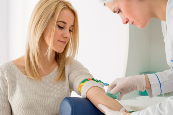 a blood test is an important pre-pregnancy test