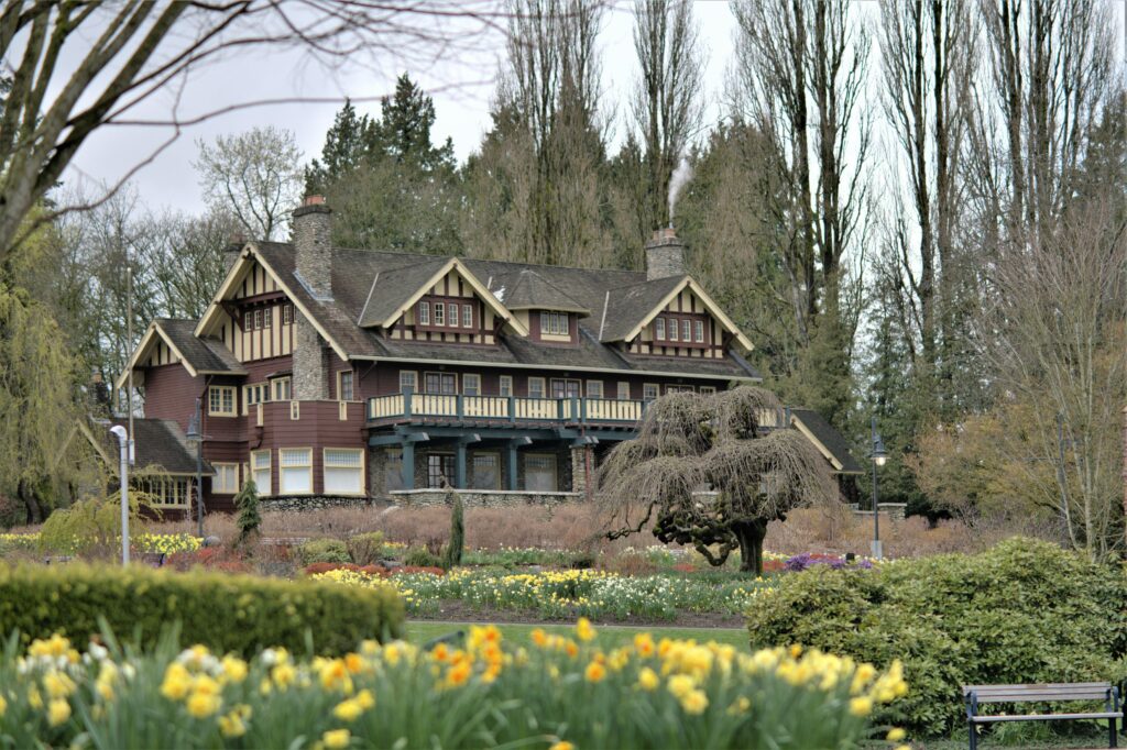 Garden and tree around Burnaby Art Gallery